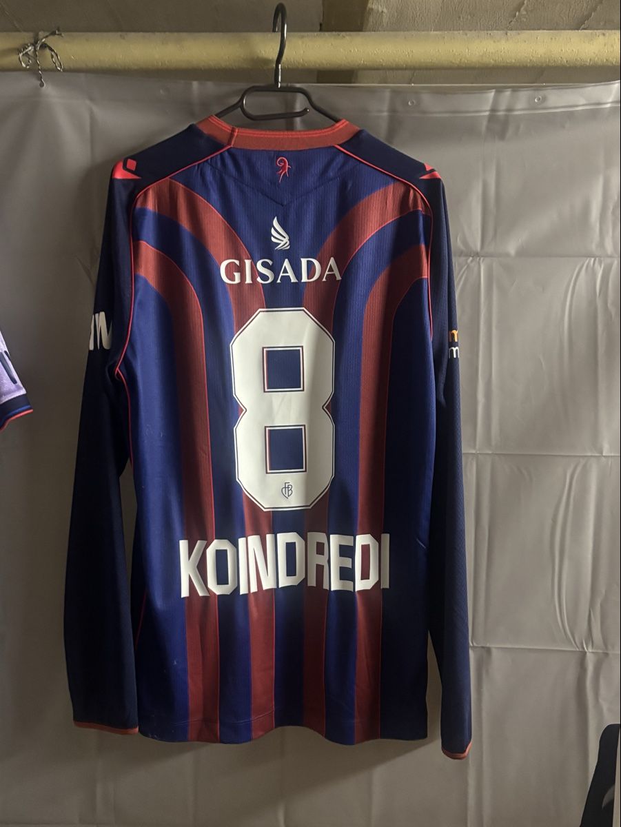 Maillots de corps & Pantalons: Fc Basel Cuptrikot Koindredi Original  – D'occasion à Basel par kleinerprinz 1