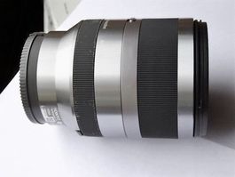 Sony SEL 18200MM OSS E-MOUNT