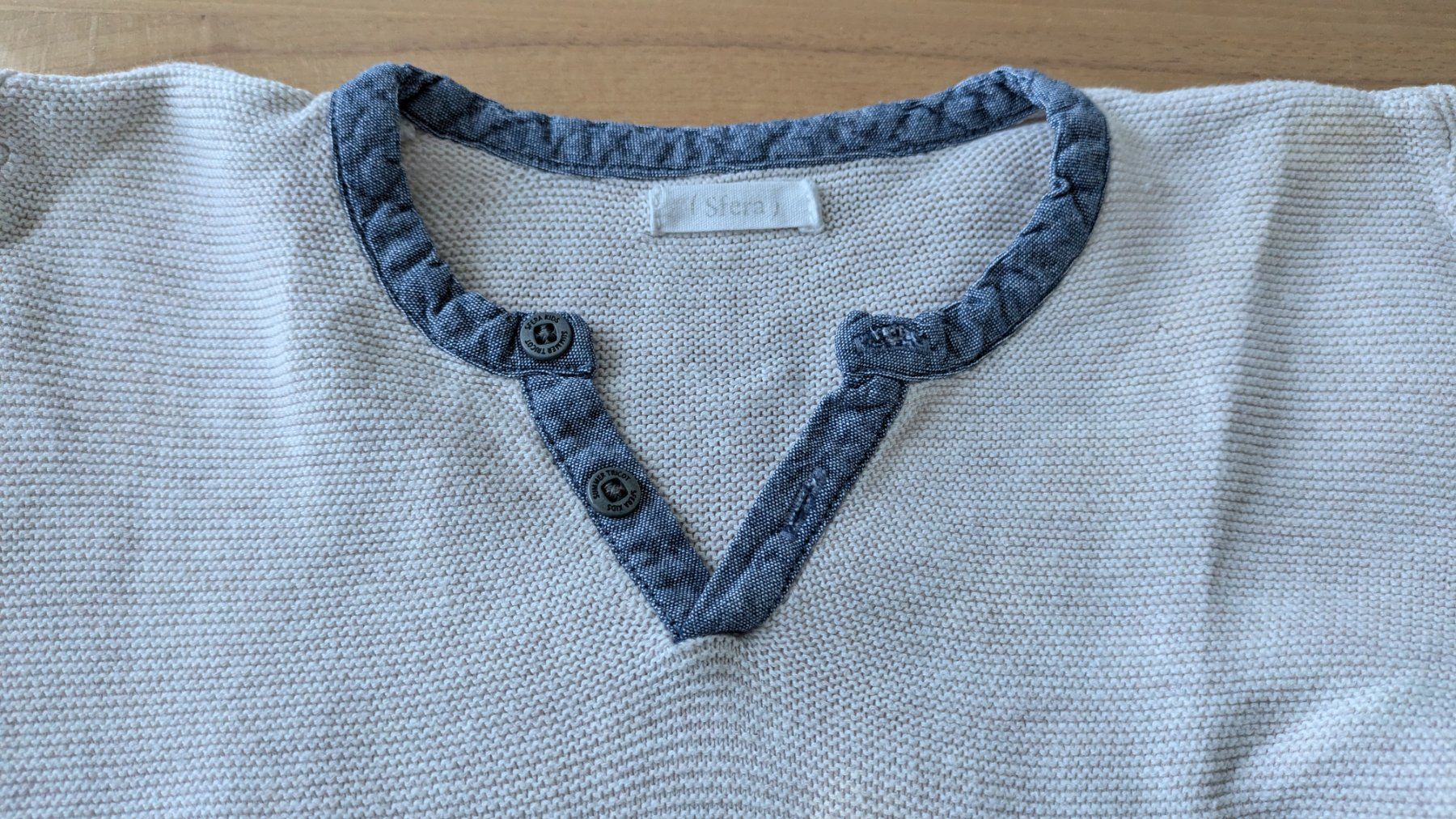 Pulls et sweat-shirts: Schicker Sfera Pullover - ca. Gr. 122 – D'occasion à Staufen par Fleby84 1