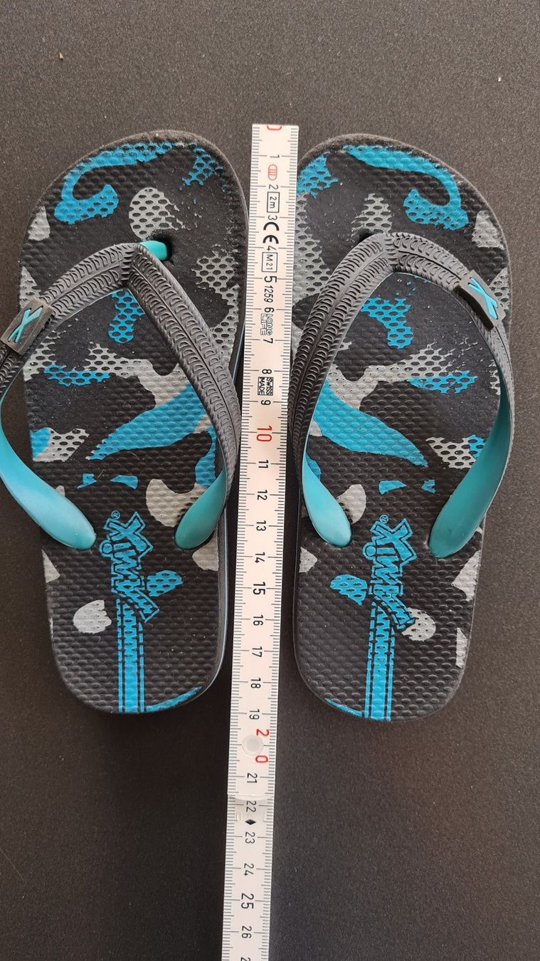 Chaussures garçon: Zehentrenner Kinder (Flip Flop) – D'occasion à Obergösgen par schesom