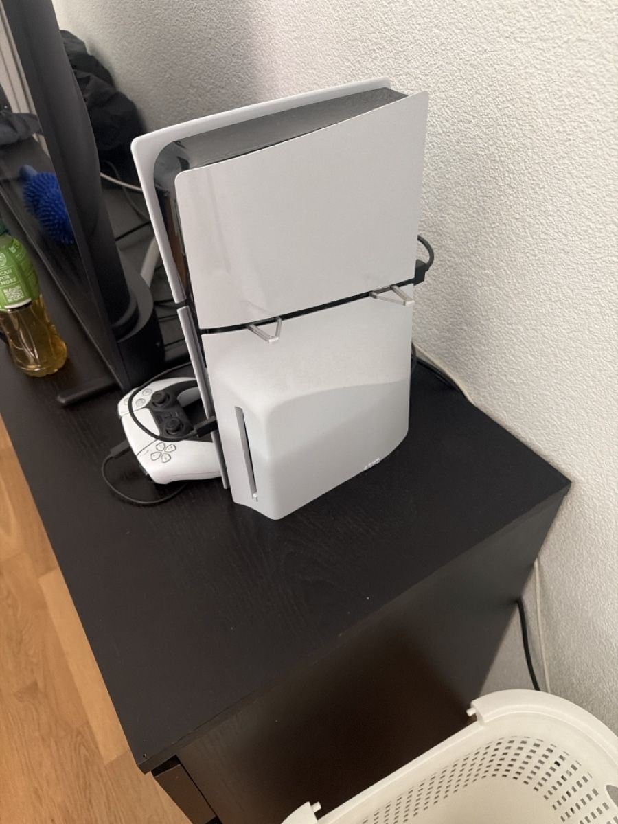 Sony Konsolen: Sony PlayStation 5 Konsole mit Controller guter Zustand – Gebraucht aus Oberwil BL von wit_vfy2 1