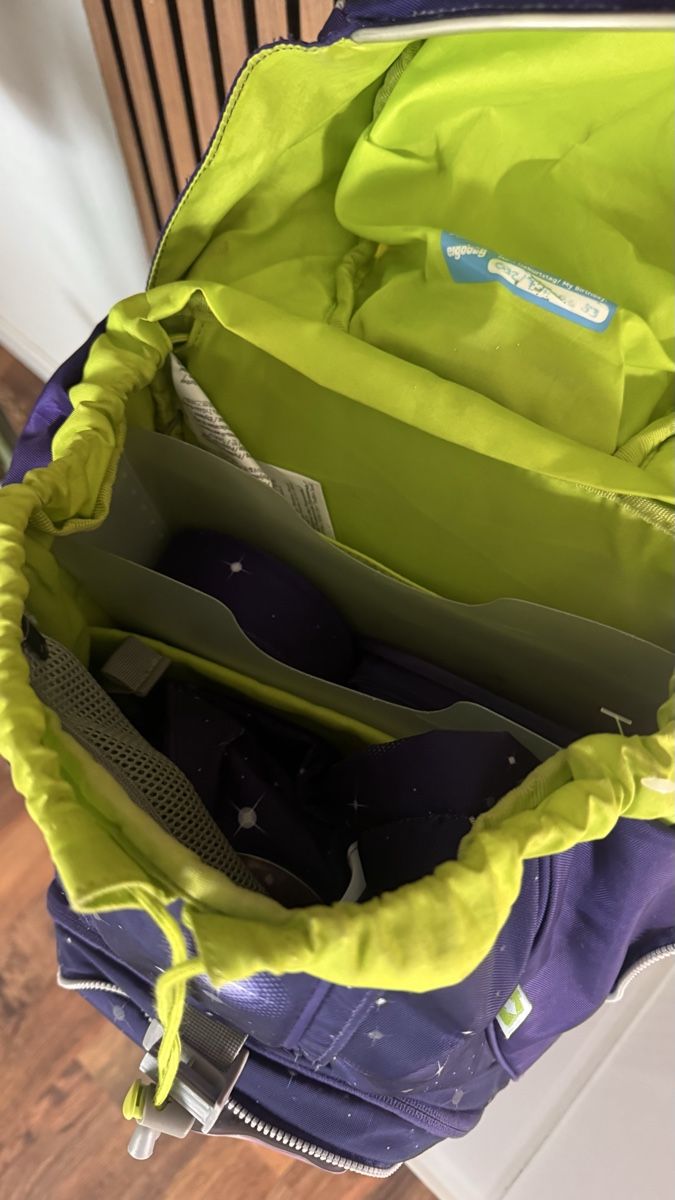 Ergobag Sacs & sacs à dos: Ergobag Schulranzen set – D'occasion à Dübendorf par Premium-Cars 9
