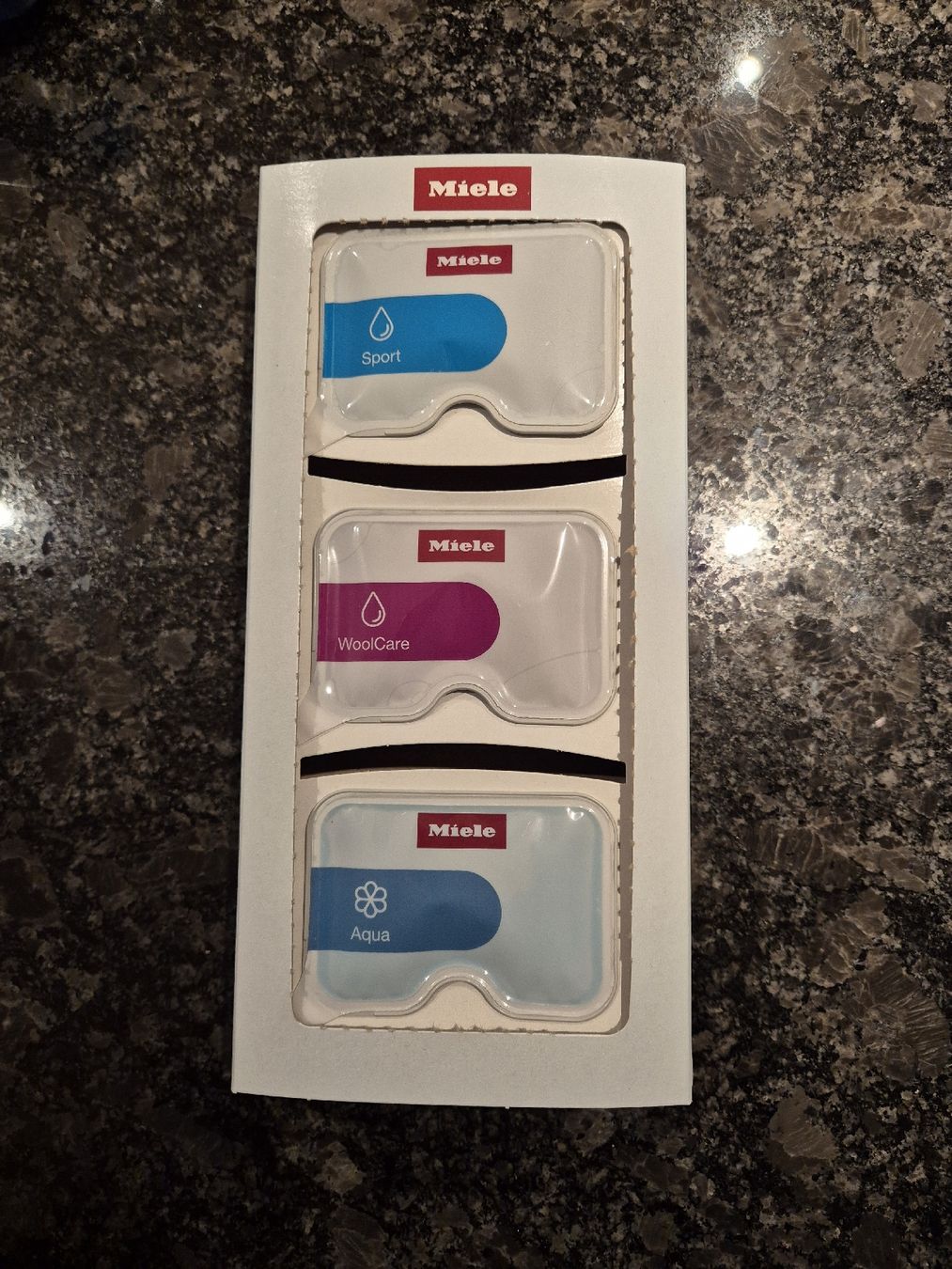 Miele Prodotti di pulizia: Miele Waschmittel UltraPhase 1 & 2 – Nuovo e nell'imballaggio originale da Endingen venduto da mona_giirl00 3