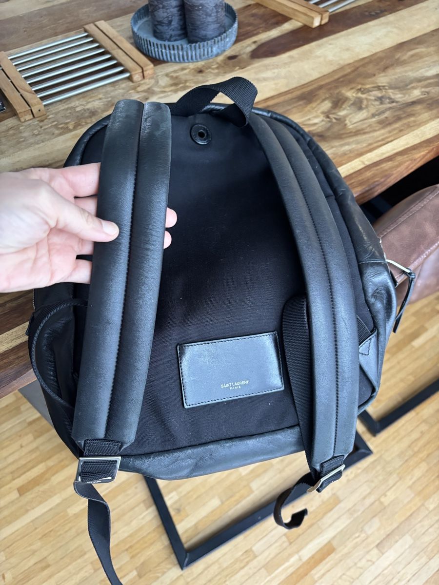 Saint Laurent Rucksäcke: Saint Laurent Leder Rucksack Original – Gebraucht aus St. Gallen von heartbug 2