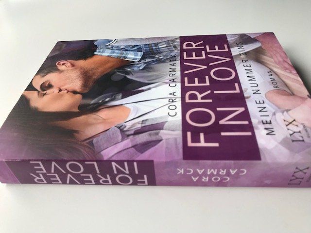 Bücher: Forever in love - meine Nummer eins Cora Carmack – Gebraucht aus Zürich von popcorn67 1