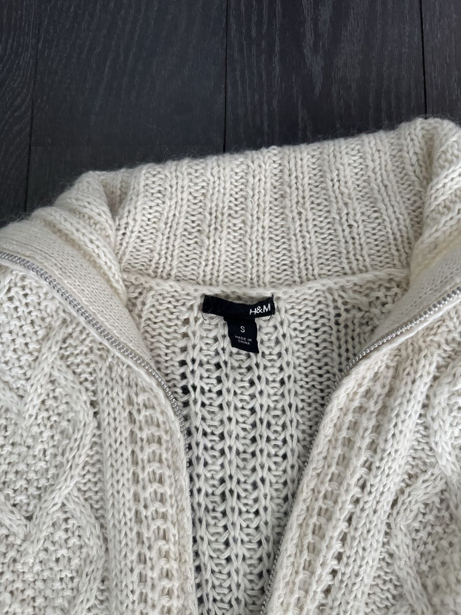 Vestes: Strickjacke grösse S – D'occasion à St. Gallen par bea_9qzt 1