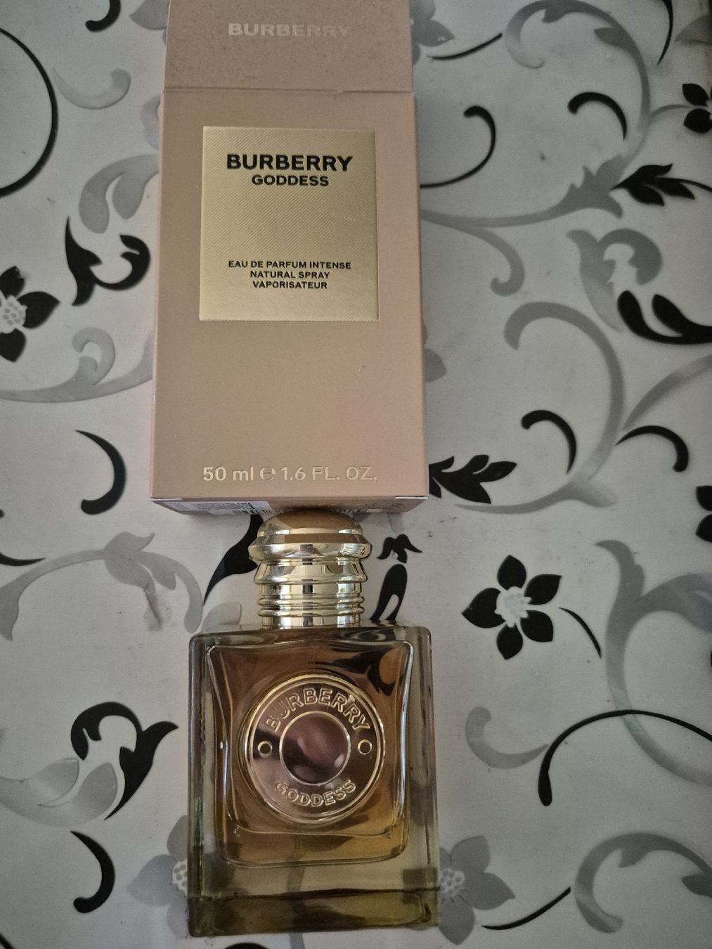 Burberry Parfums & Eau de Toilette: Burberry Goddess – Neuf (Voir description) à Zürich par tiz_kq79 1