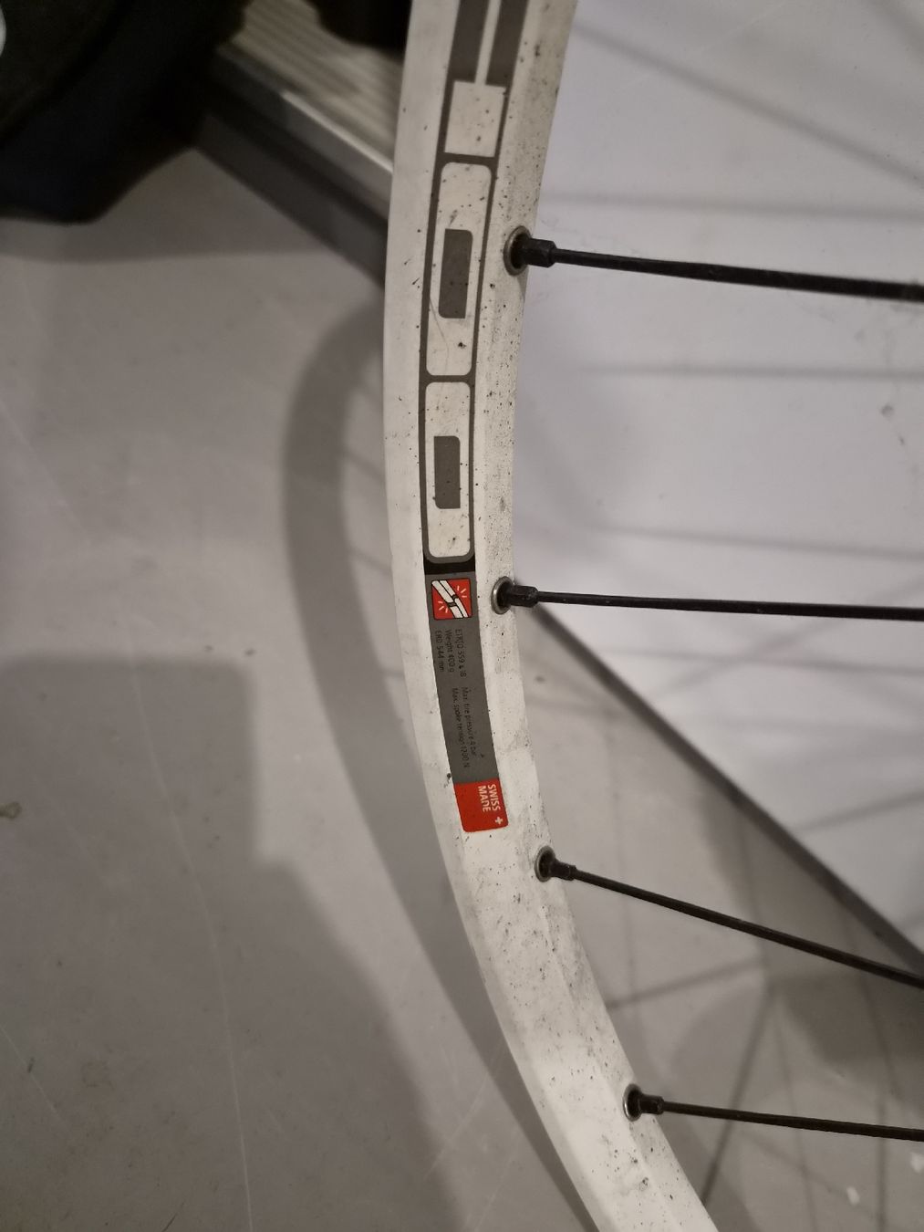 Pneumatici & Ruote complete: 26" MTB Hinterrad, Nabe gebrochen – Difettoso da Hausen am Albis venduto da 11eleven 1