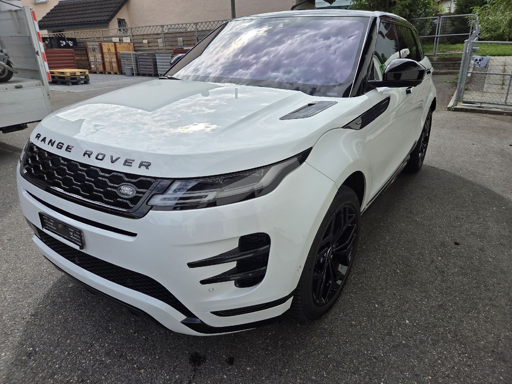 Land Rover Autos: Range Rover Evoque P200 AWD - Automat – D'occasion à Oberhasli par General-Dealer 2