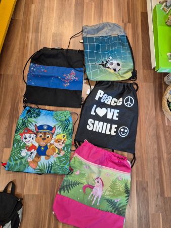 1 Turnbeutel : Paw Patrol, Einhorn u.a., Top! K34