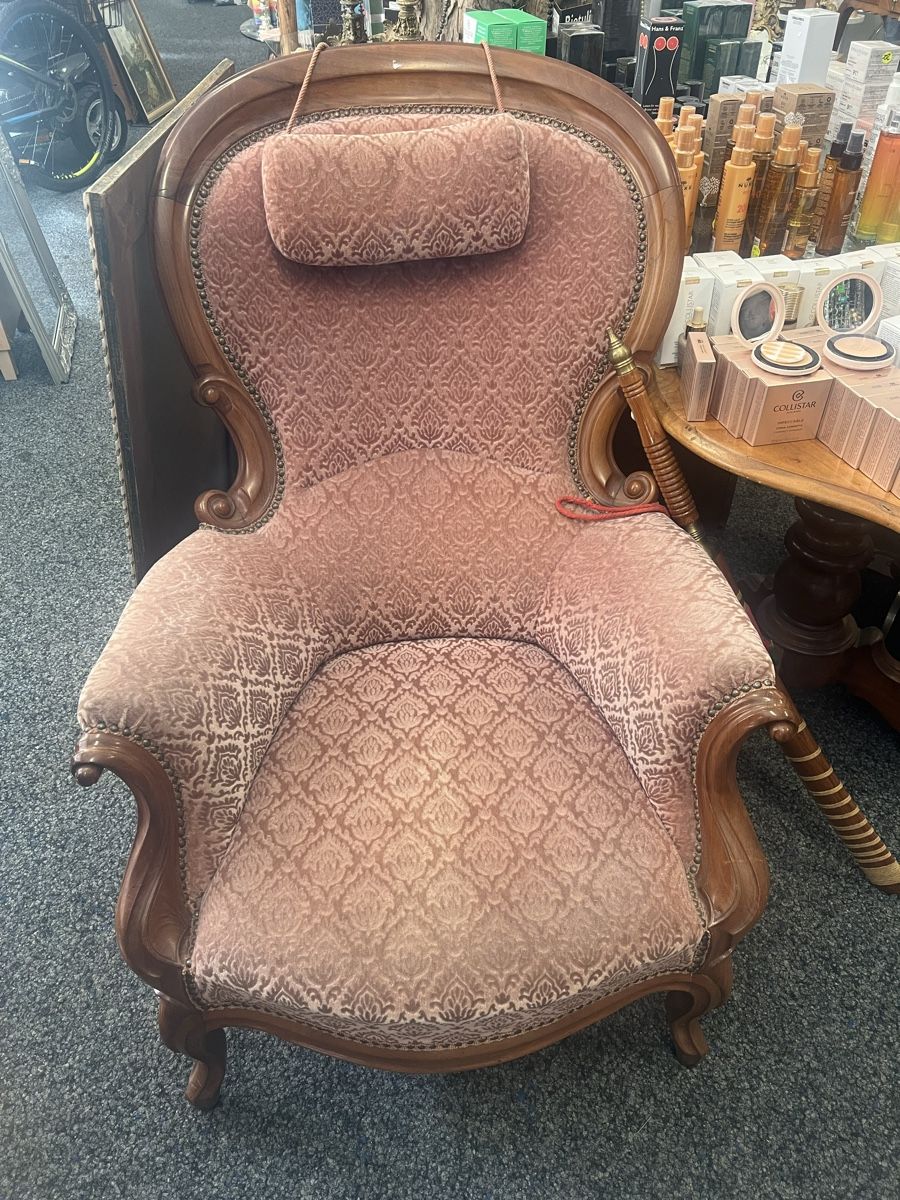 Poltrone: Louis Philipp Sessel von 1870 – Usato da Rorschach venduto da TrendyDeals