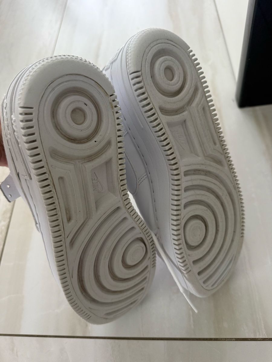 Nike Herrenschuhe: Nike Air Force 1 Gr. 38,5 – Gebraucht aus Volketswil von Franky1980 1