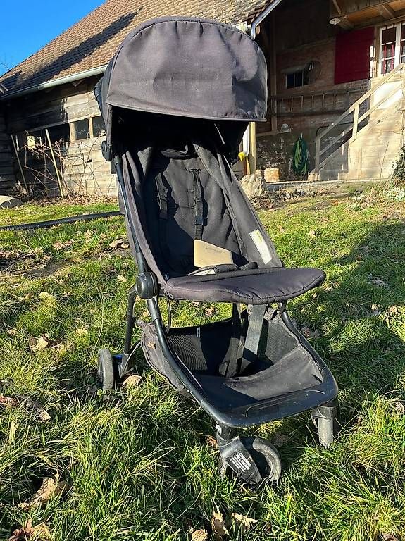 Mountain Buggy Kinderwagen: Kinderwagen Poussette Mountain Buggy Nano – Gebraucht aus Salvenach von tbr_9tmm