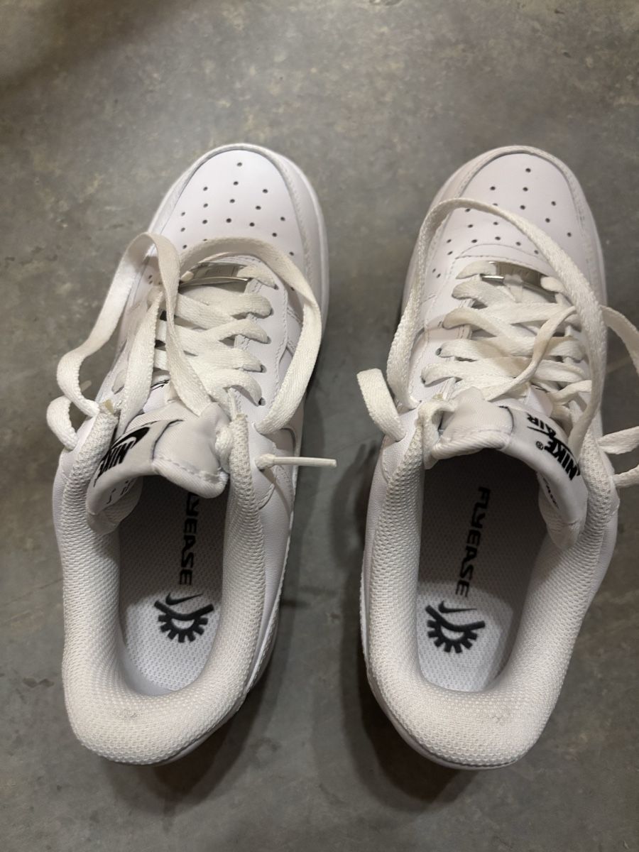 Nike Scarpe da donna: Nike Air Force 1 – Usato da Lausen venduto da mar_2krj 1