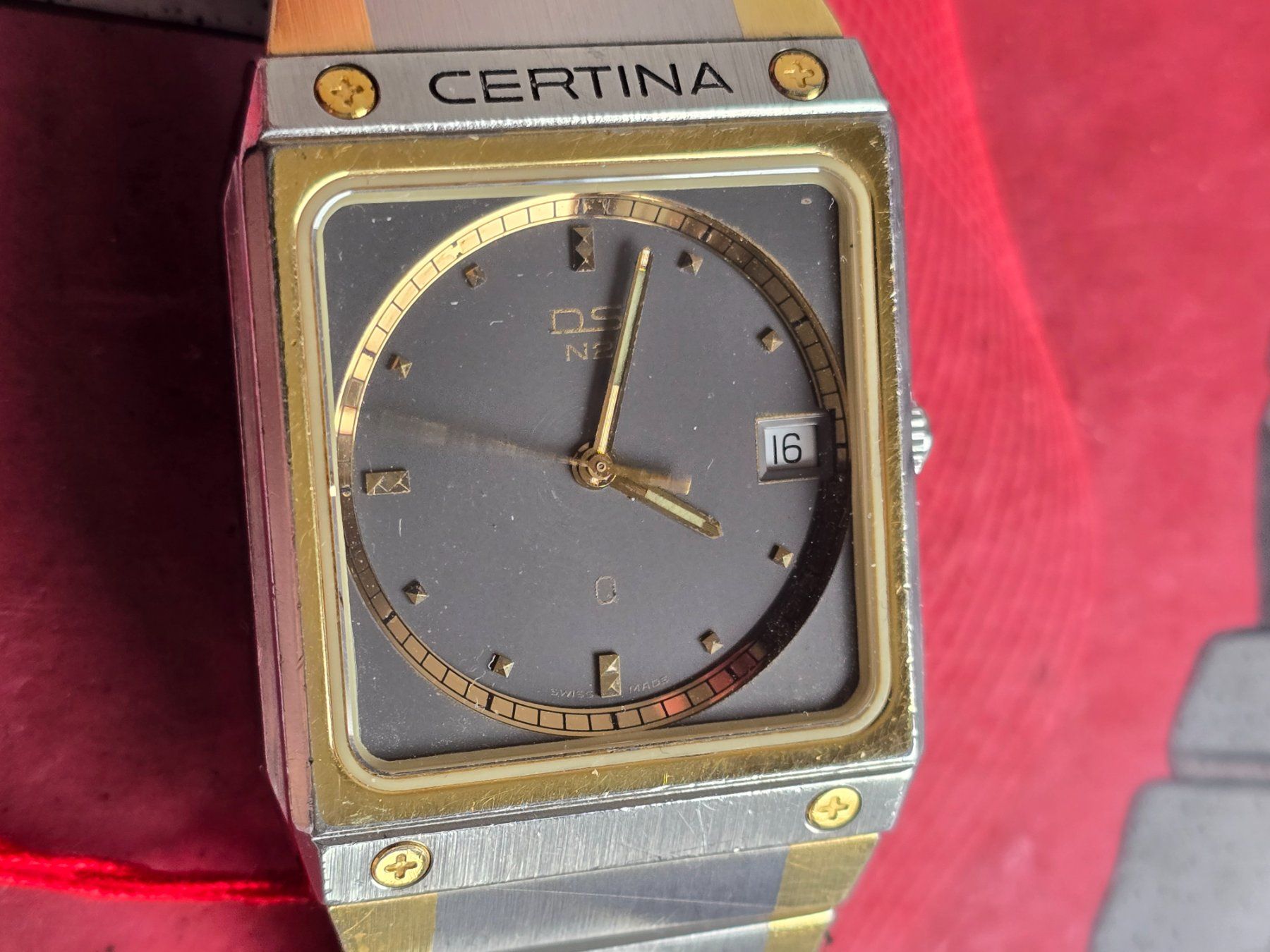Certina Orologi: 382 Certina DS N2 Gold /SS Date wunderschoen – Usato da Muri AG venduto da Corredor 2