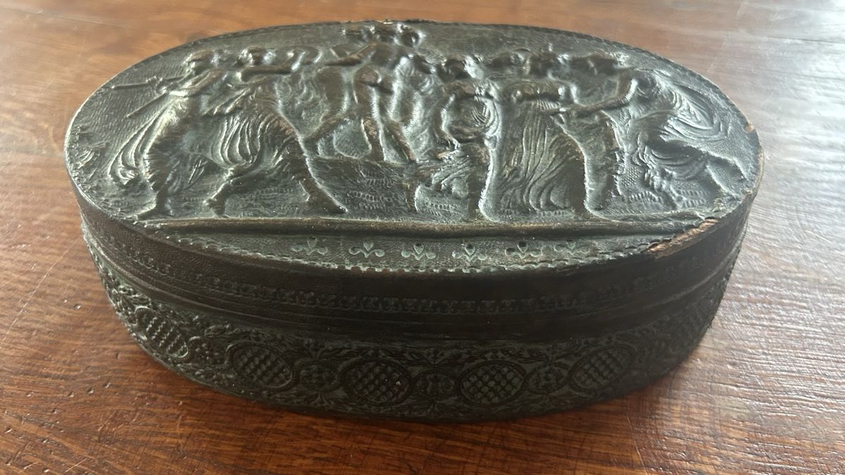 Schmuckkästen: Schmuckdose, Schatulle mit Prägung, Oval – Gebraucht aus Riedholz von Frettchen63 6