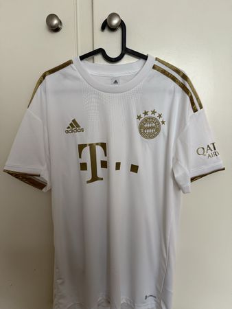 Maillot adidas FC Bayern Munich 2022/23 extérieur