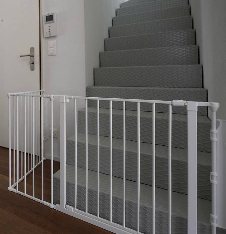 Autres: Absperrgitter Baby Dan Flex – D'occasion à St. Gallen par desve 3