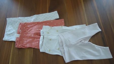 4 Paar Hosen fürs Baby in Gr. 62/68