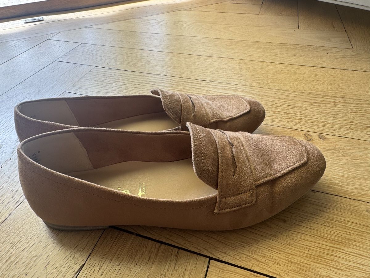 Tamaris Scarpe da donna: Tamaris Loafers, Grösse 38 – Usato da Bern venduto da AussieVS