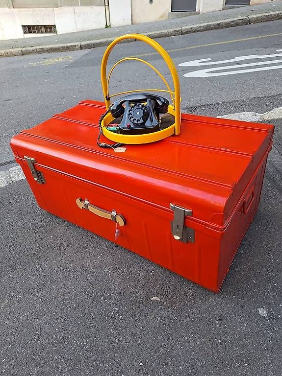 Karts: Malle rouge vintage  – D'occasion à Pully par cz39ans 2