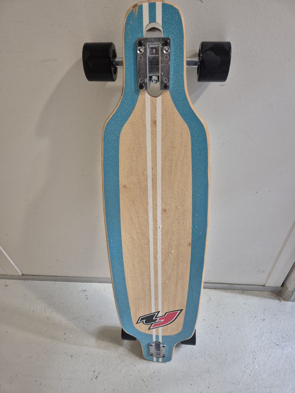 Skateboards: Longboard blau natur – D'occasion à Uster par bar_99f8 1