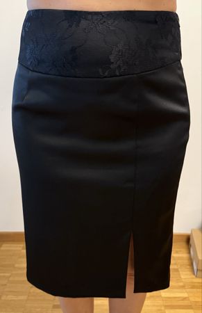 Jupe crayon noire élégante dentelle T. 36 soirée bureau chic