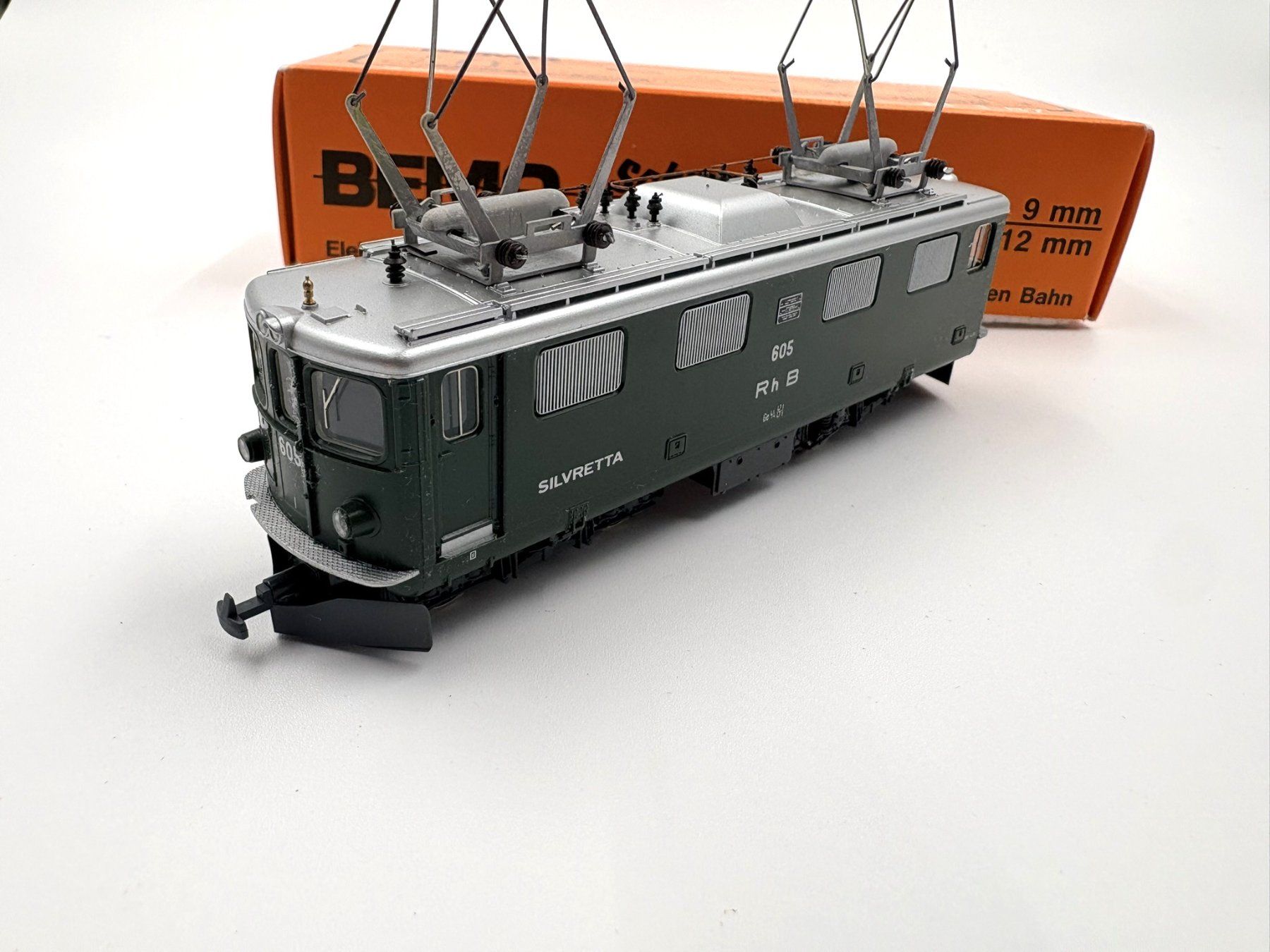 Bemo Modellini di ferrovie: Bemo 1250/5 RhB E-Lok Silvretta H0m - NEU & OVP – Nuovo e nell'imballaggio originale da Hombrechtikon venduto da Bruenel 7