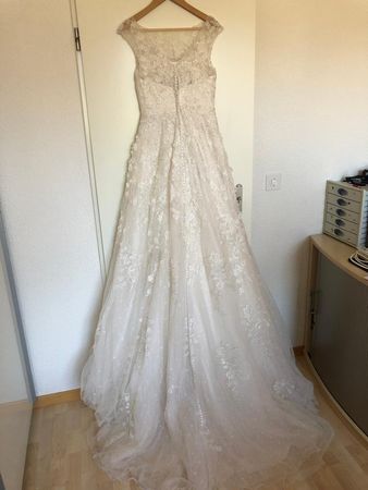 Hochzeitskleid