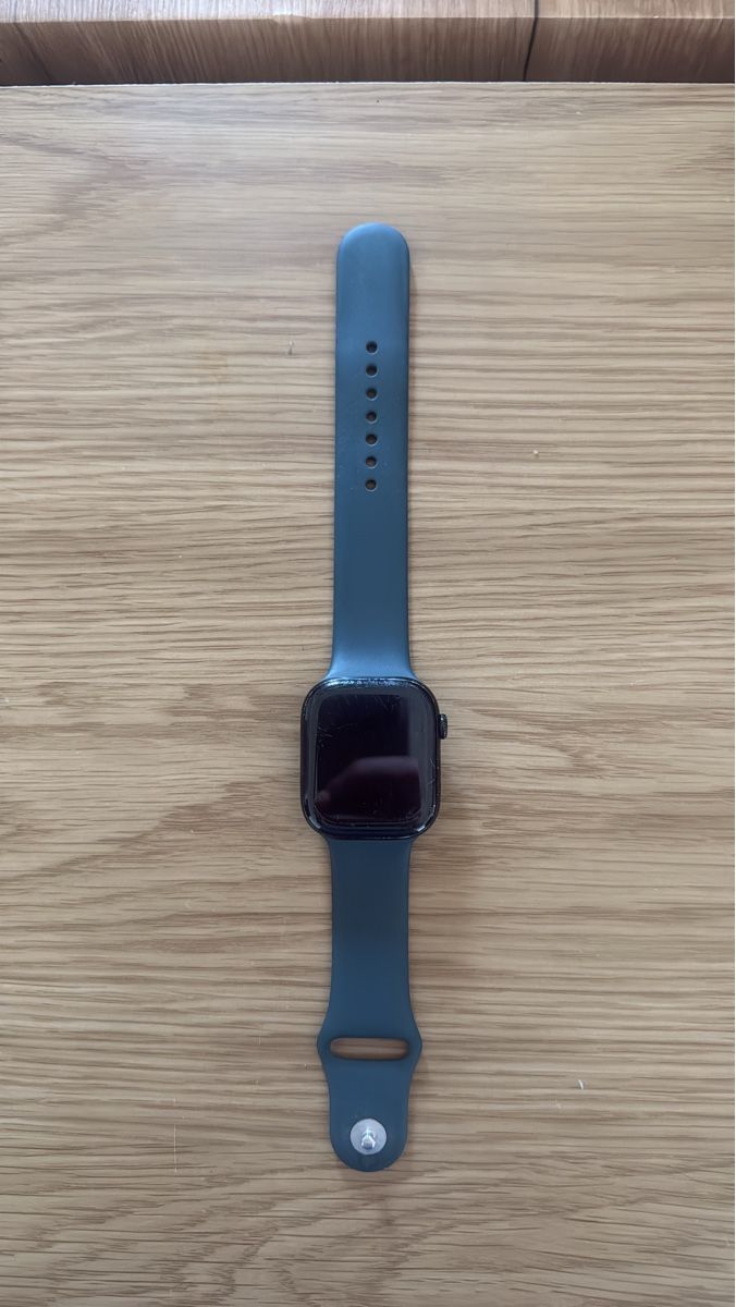 Apple Smartwatch: Apple Watch Series 10 gebraucht – Usato da Stallikon venduto da TimGutknecht