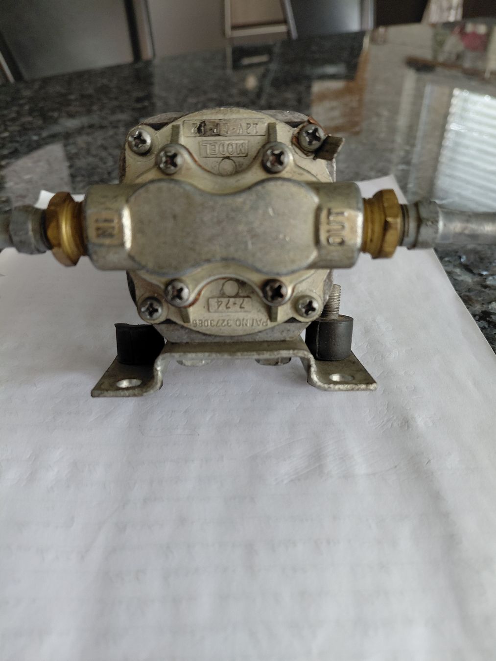 Jaguar Tutti pezzi di ricambio auto: Benzinpumpe zu Jaguar Oldtimer – Difettoso da Bonaduz venduto da topolino052 5