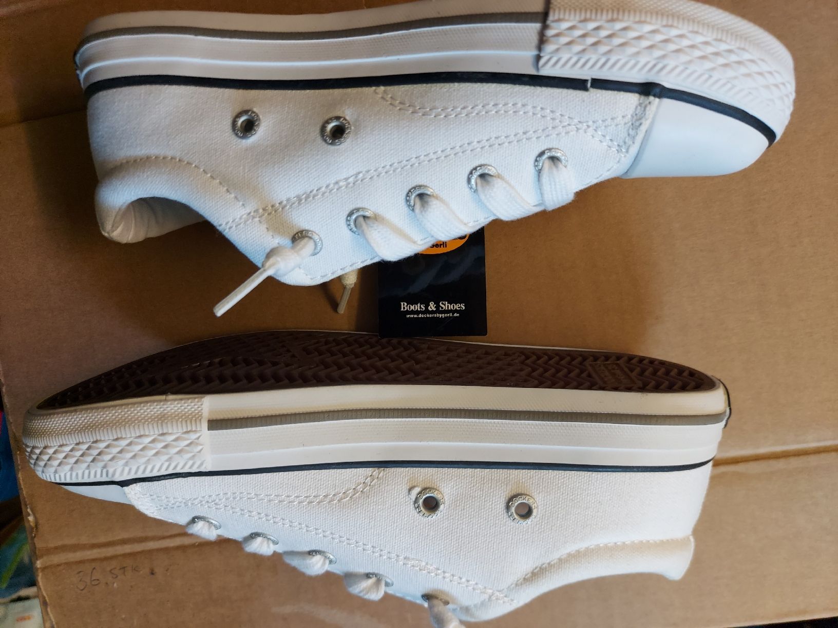 Schuhe für Jungen: Dockers Grösse 35 NEU – Neu (gemäss Beschreibung) aus Altishofen von tammy05 2