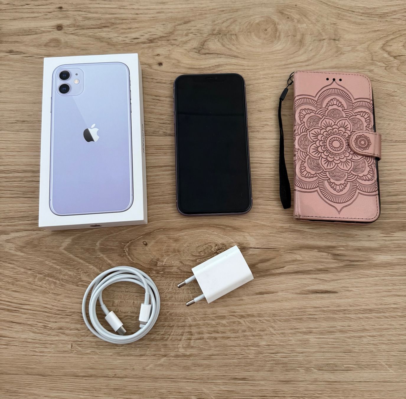 Apple Portables: iPhone 11, Purple, 128GB – D'occasion à Glarus par aen79