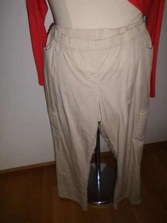 Pantalon cargo beige chauffant T. 46