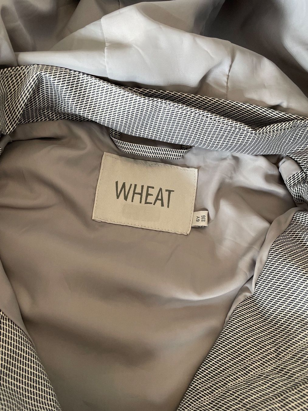 Jacken & Mäntel: Neuwertige Regenjacke von WHEAT – Gebraucht aus Steffisburg von elle013 3