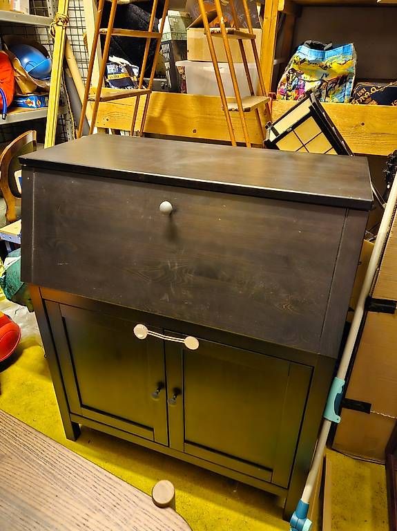 Ikea Scrivanie: Ikea Hemnes Sekretär schwarz – Usato da Basel venduto da MrRitschRatsch