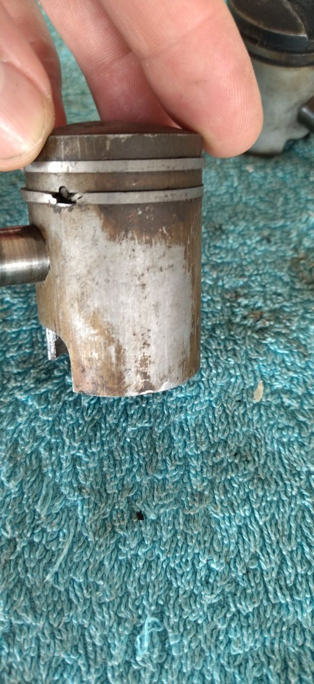 Parti ricambio per ciclomotori: Töffli Kolben 3 Stück Durchmesser 38mm – Usato da Fahrni b. Thun venduto da Bergers_occasionen 2