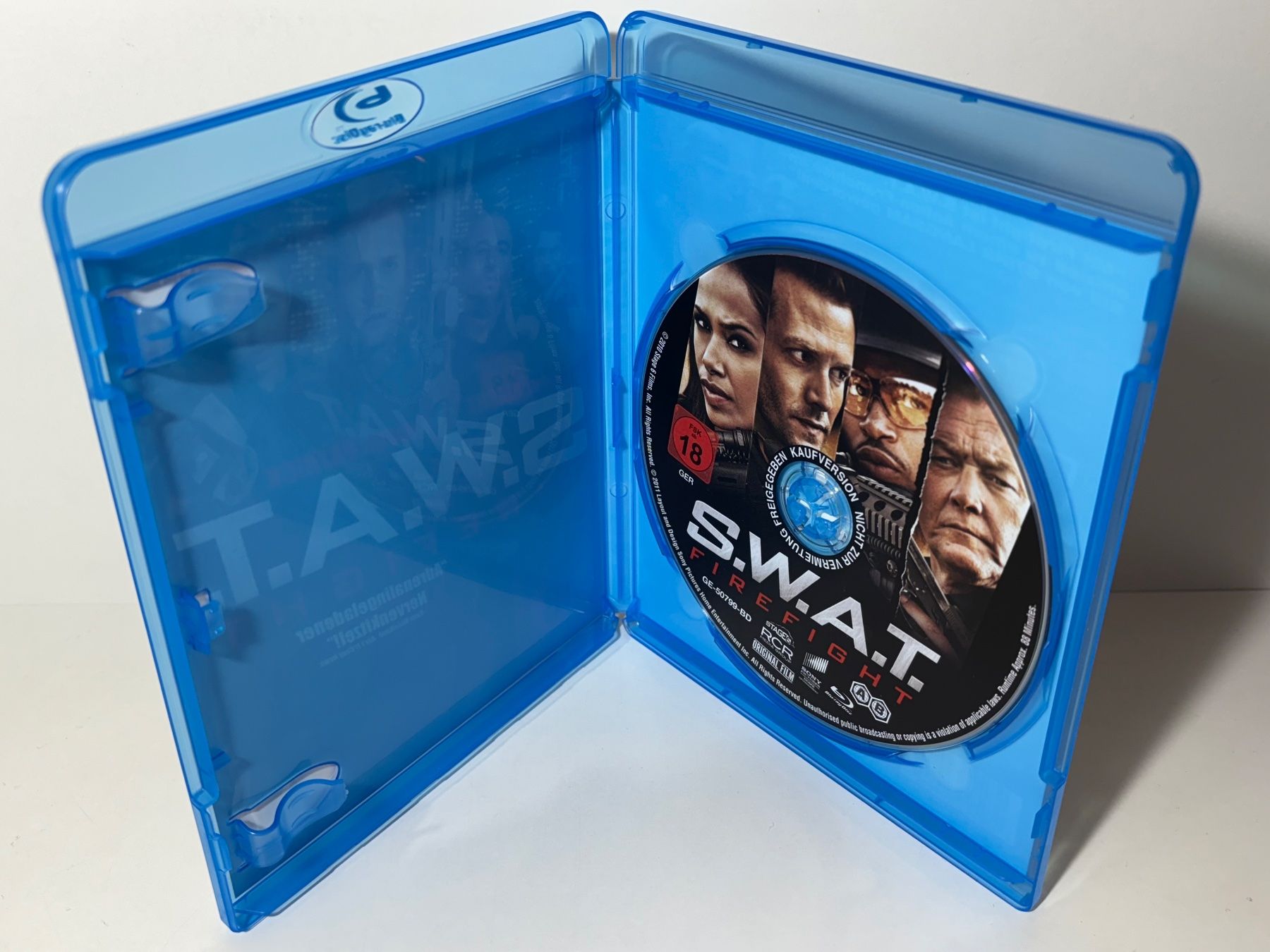 Alle DVDs: S.W.A.T.: Firefight Blu Ray – Gebraucht aus Wilderswil von Sstriker 2