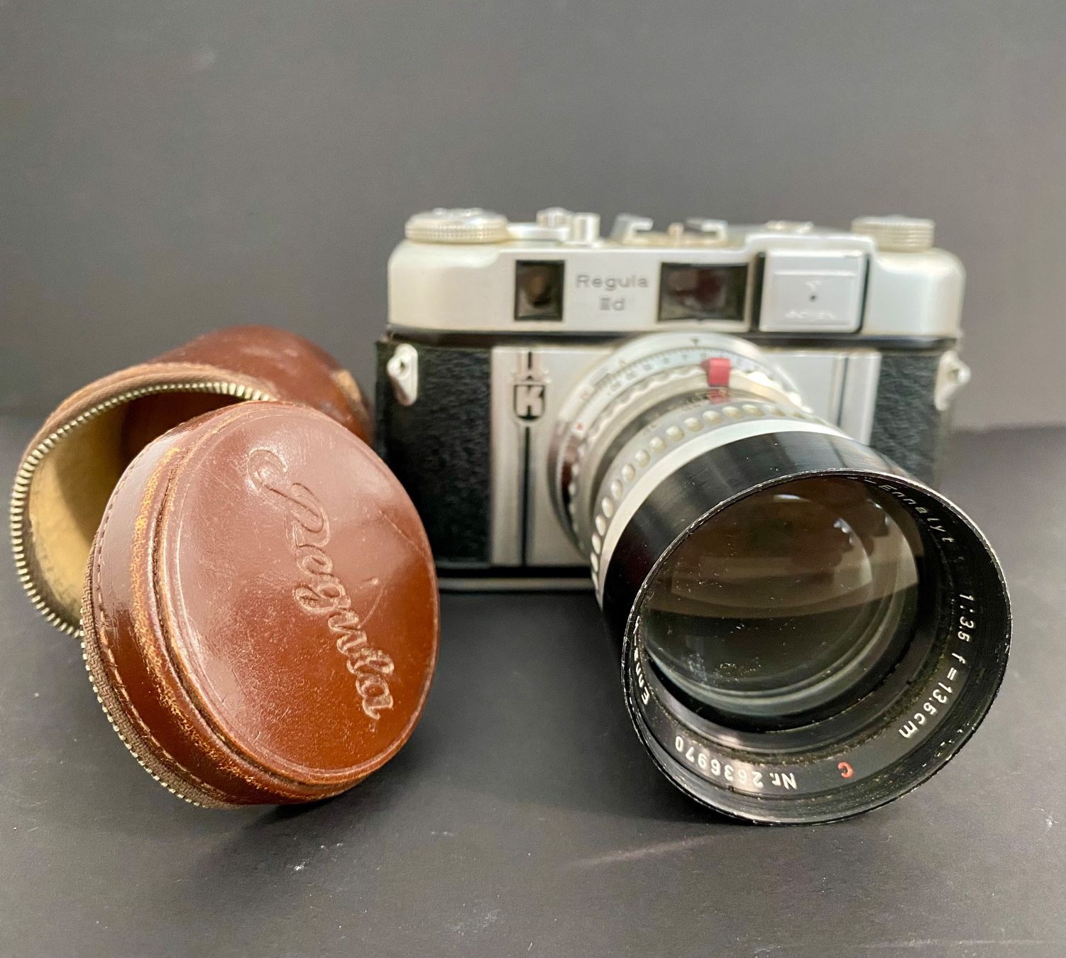 Fotocamera: Regula IIId avec pochette pour objectif – Usato da Sion venduto da ROBY_ROBY_ROBY