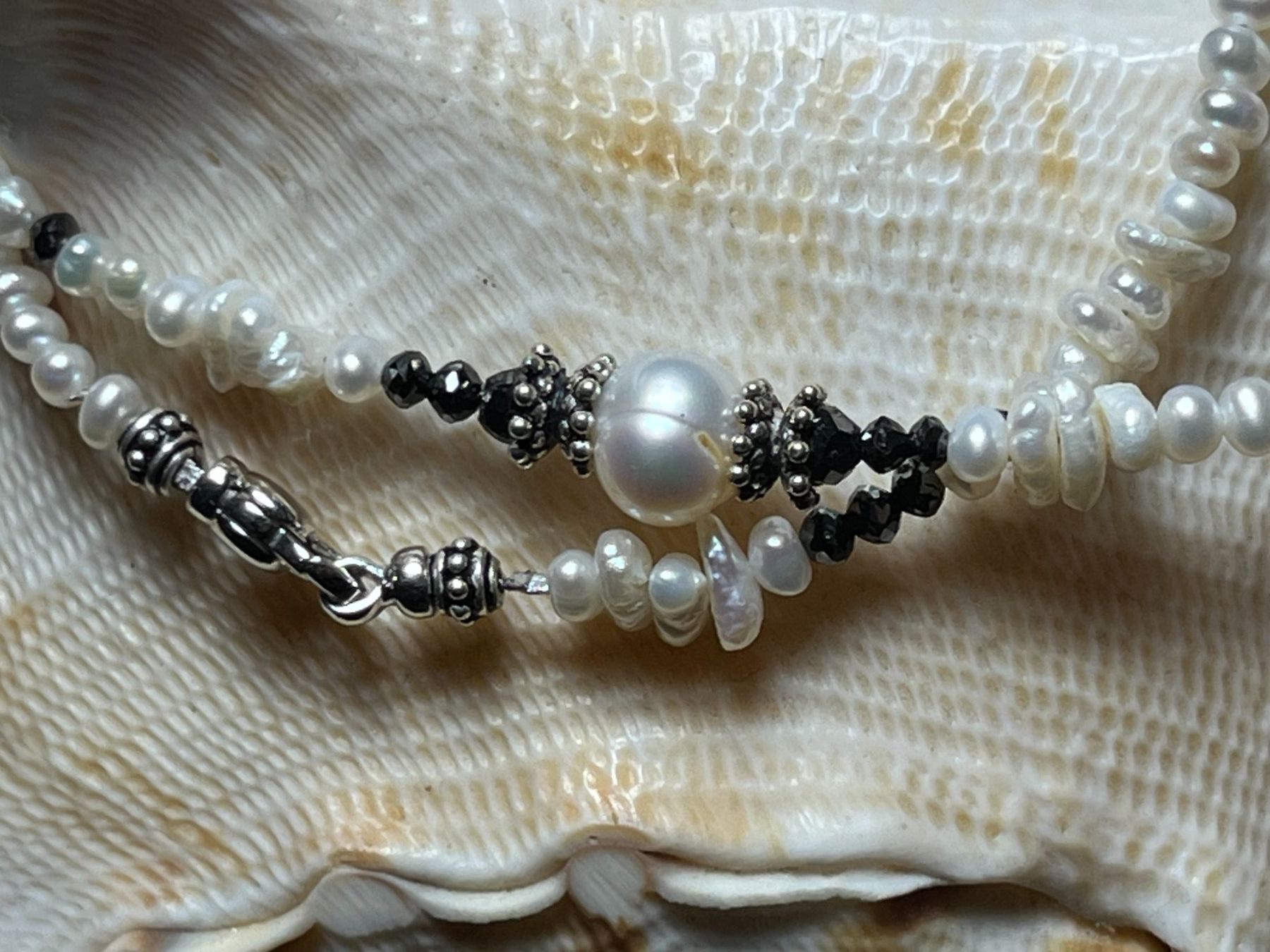 Catenine: Collier 6 ct schwarze Diamanten, echte Perlen, 925 Silber – Nuovo e nell'imballaggio originale da Rüti ZH venduto da HawaiiLove 3