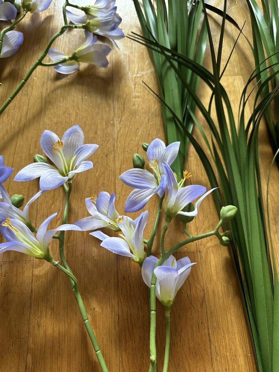 Tutte le decorazioni: Deko fressien Blumen. – Usato da Bern venduto da womiman
