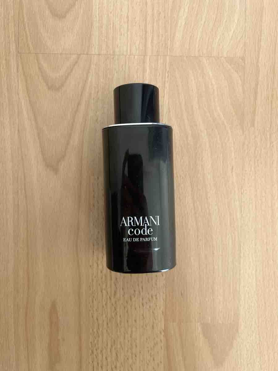 Armani Parfum & Eau de Toilette: Parfüm Armani Code Herren Eau de Parfum – Gebraucht aus Unterägeri von -Yasmina-