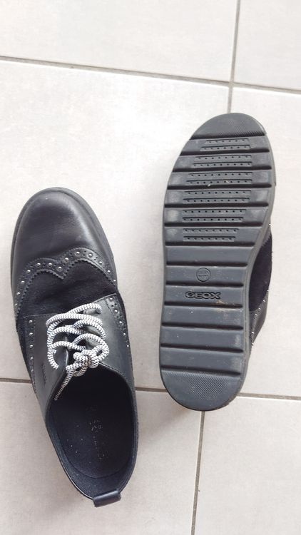 Geox Scarpe da donna: Geox, Halbschuh 39, Leder schwarz – Usato da Wattwil venduto da LaLa90 3