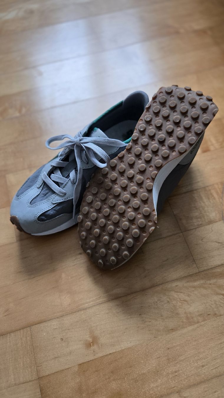 New Balance Schuhe für Jungen: New Balance Kids Gr. 38 – Gebraucht aus Schötz von Nico040 1