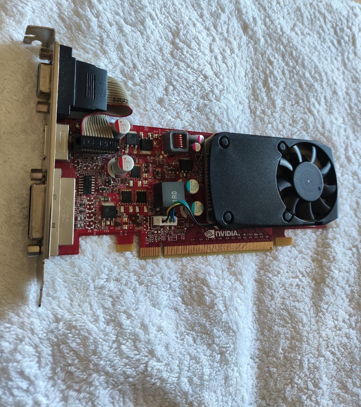 Nvidia Schede grafiche: hP nVidia GeForce GT320 1GB PCle Graphique  – Usato da Zollikofen venduto da zar_j67f