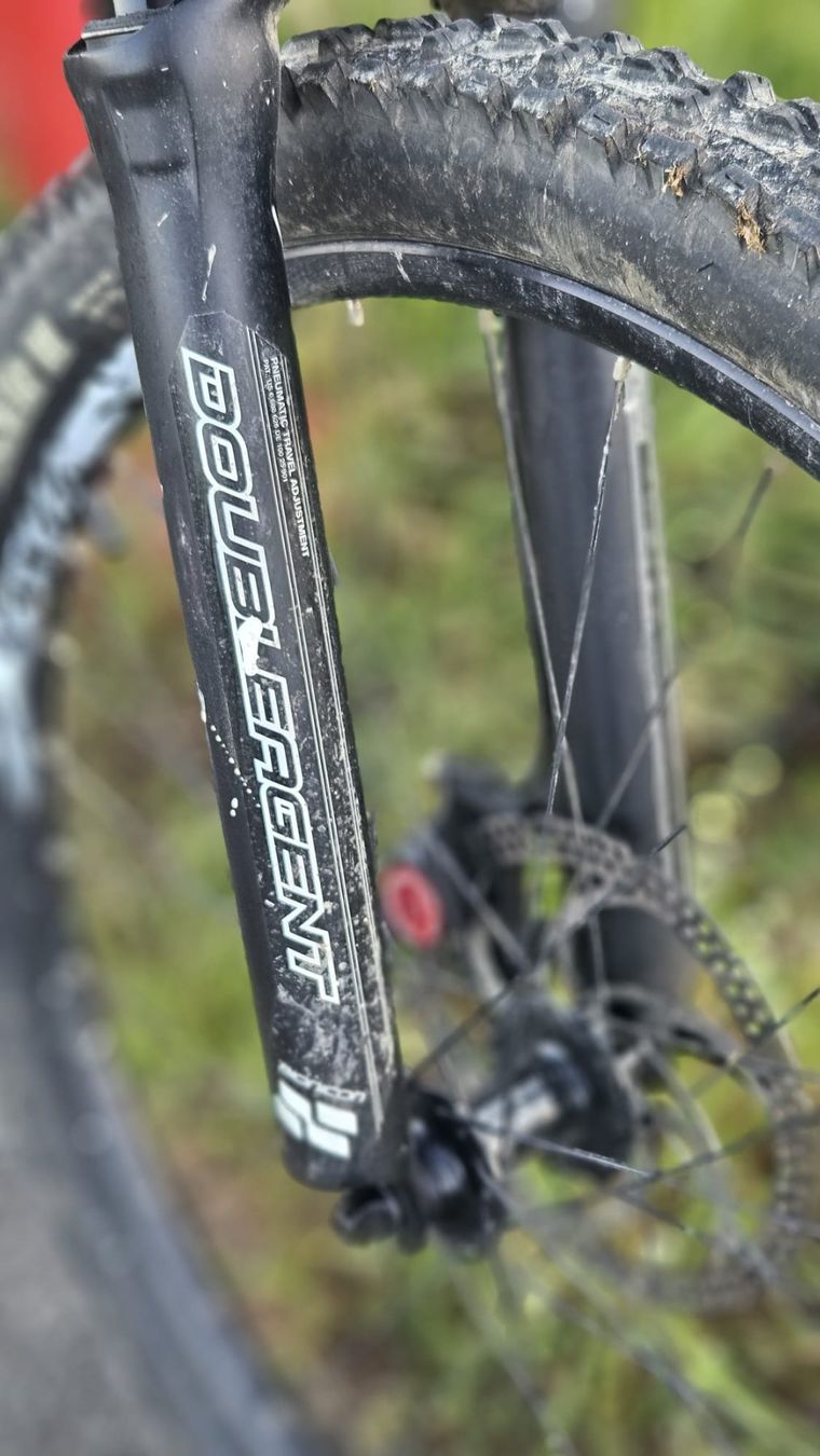 Velos: Bionicon Tesla 1, 2012 Downhill MTB – Gebraucht aus Winznau von FlorianV 3