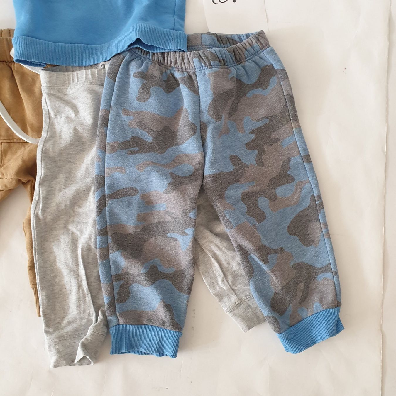 Lotti & Set di vestiti: Kleiderpaket Junge 86 – Usato da Chur venduto da copino 1