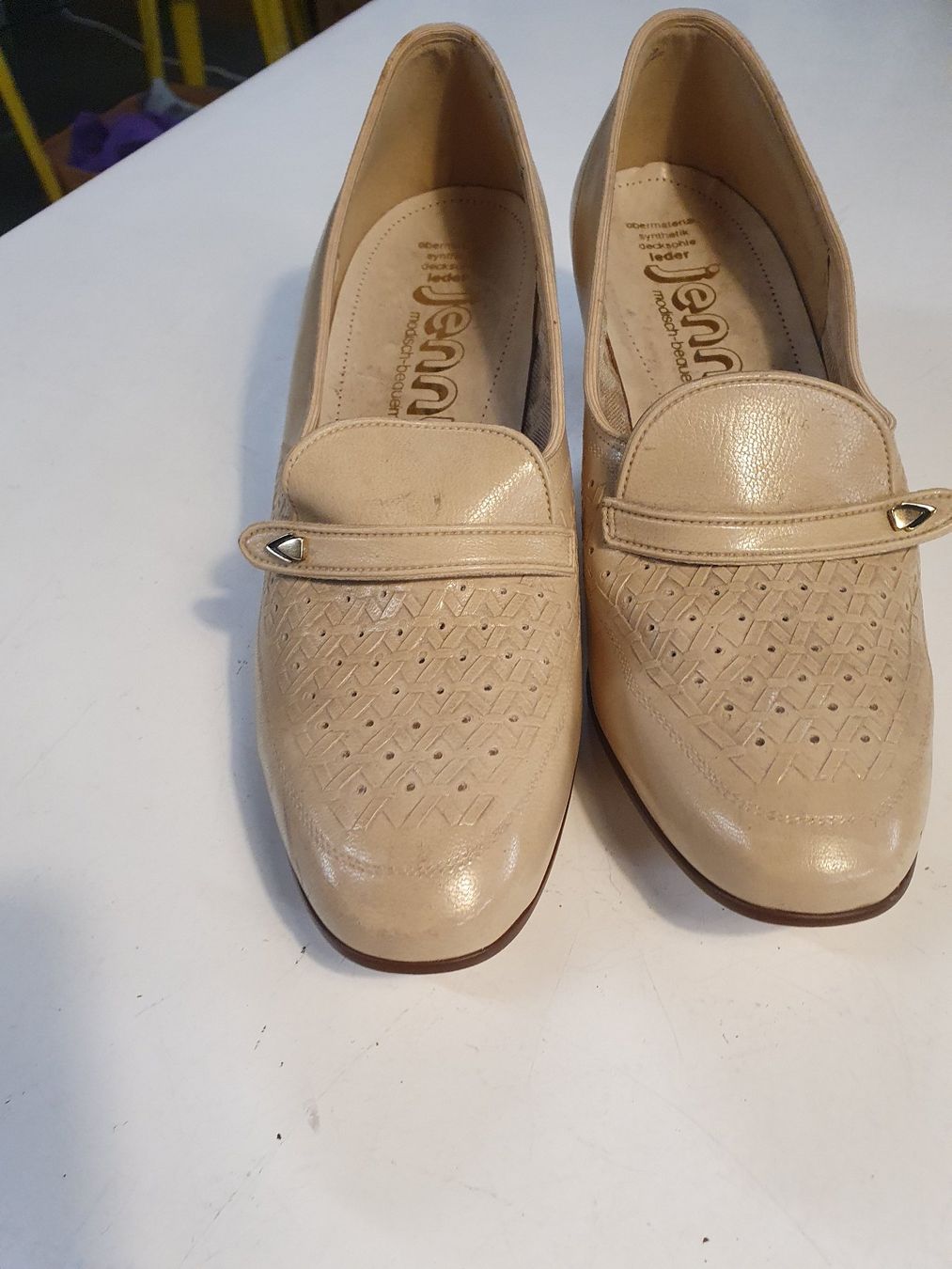 Scarpe da donna: Jenny Damen-Nagelschuhe grösse 7 – Usato da Zürich venduto da loosebone 2