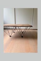 Couchtisch Holz mit Metallgestell quadratisch gebraucht