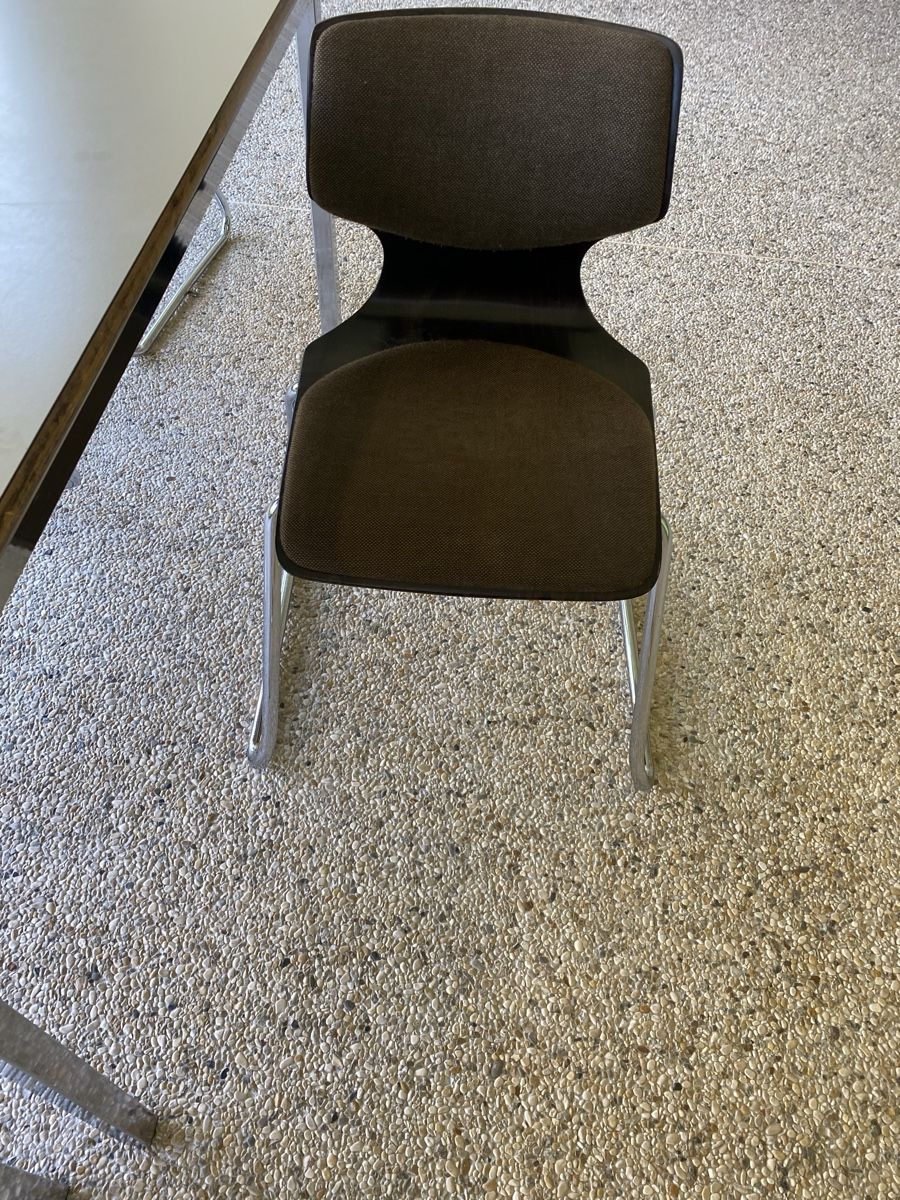 Chaises: Stuhl – D'occasion à Thalheim AG par wernliegg 1